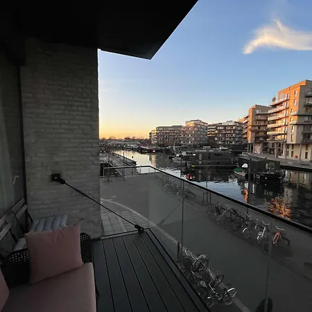 Water Front View - Exclusive Apartamento